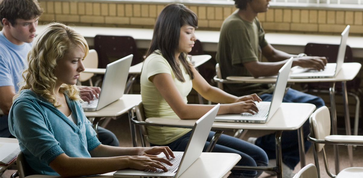 Como usar o notebook para fazer anotações mais eficientes em sala de aula